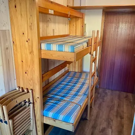 Apartment Moderne Avec Balcon Et Parking Couvert - Famille De 4 Ou Couple *